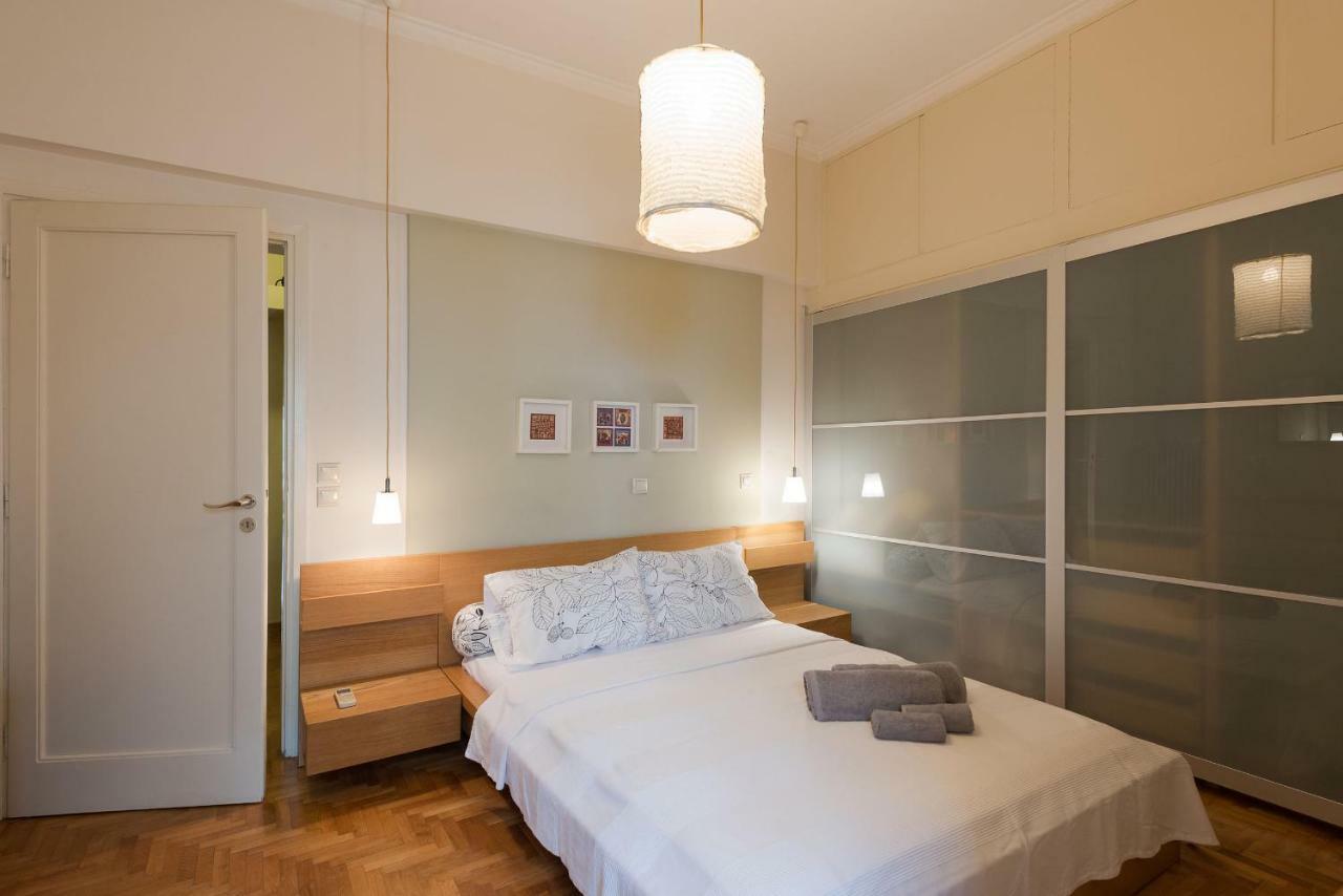 Stylish Flat With Veranda In The Heart Of Афины Экстерьер фото