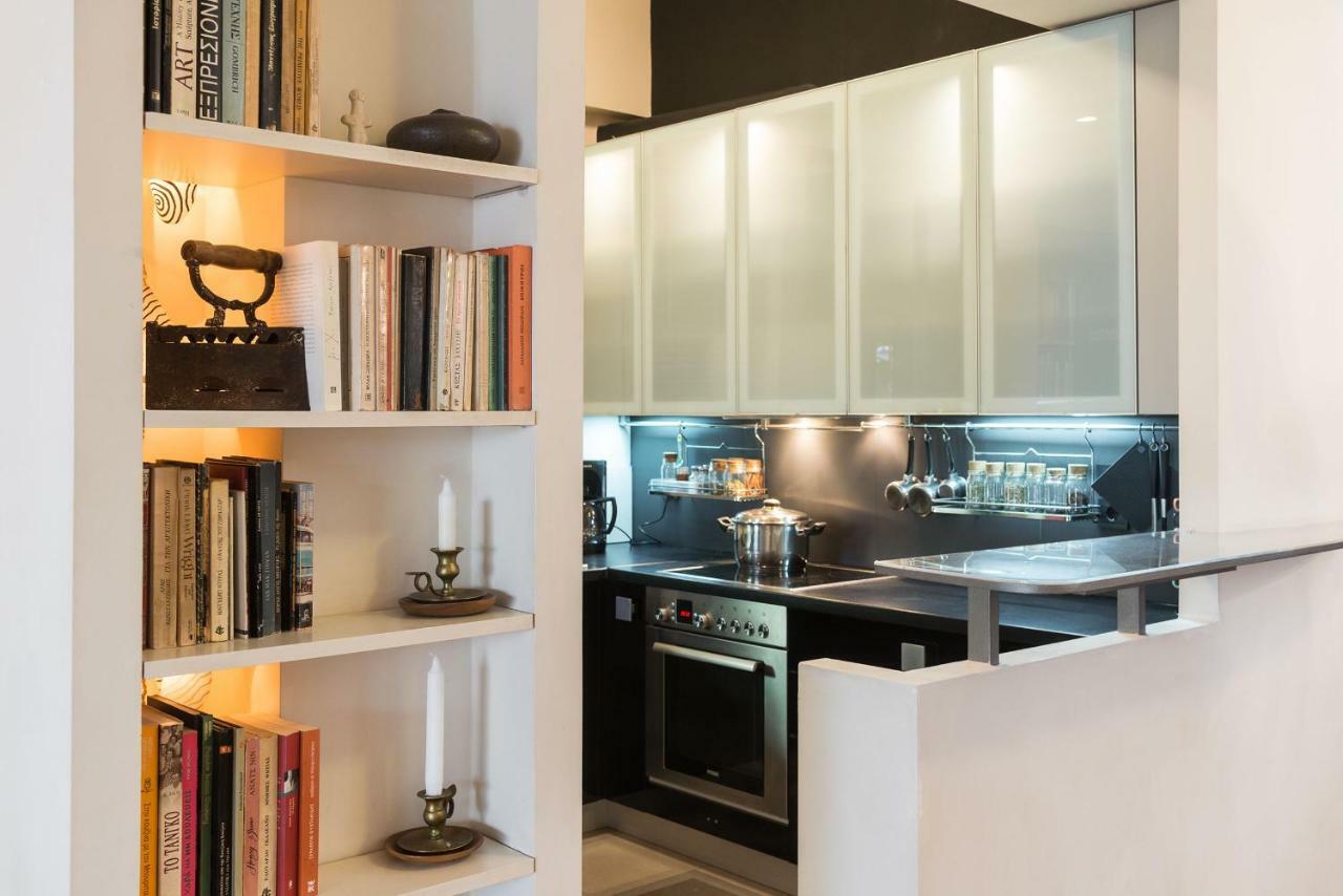 Stylish Flat With Veranda In The Heart Of Афины Экстерьер фото