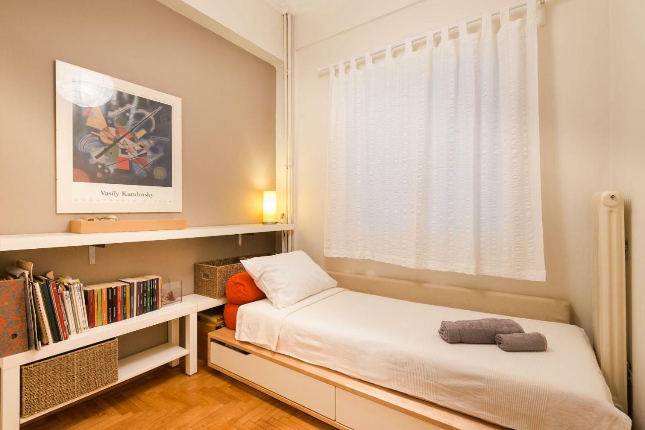 Stylish Flat With Veranda In The Heart Of Афины Экстерьер фото