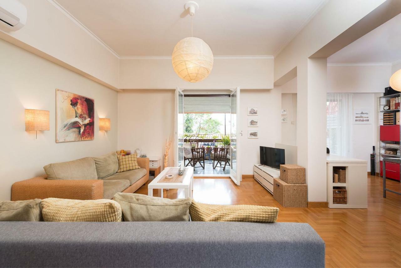 Stylish Flat With Veranda In The Heart Of Афины Экстерьер фото